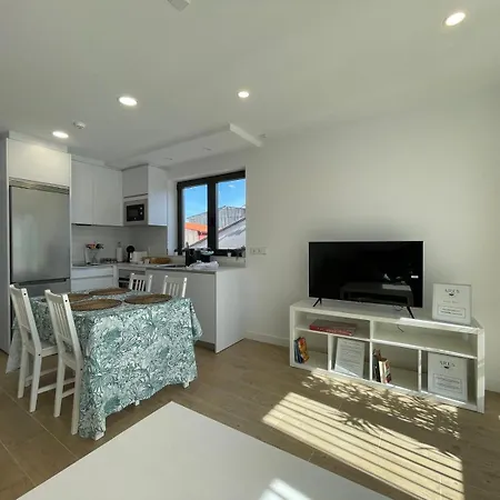 Apartamentos Ares Rentals Apartment *